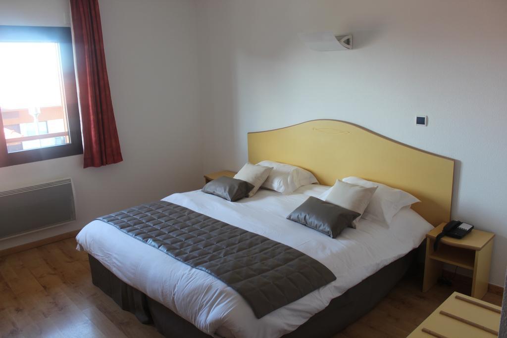 Hotel Le Champ Des Lys Amancey Zewnętrze zdjęcie