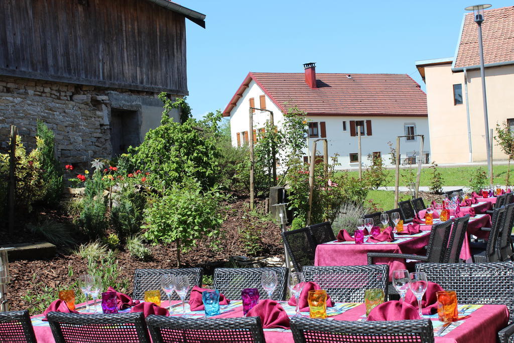 Hotel Le Champ Des Lys Amancey Zewnętrze zdjęcie